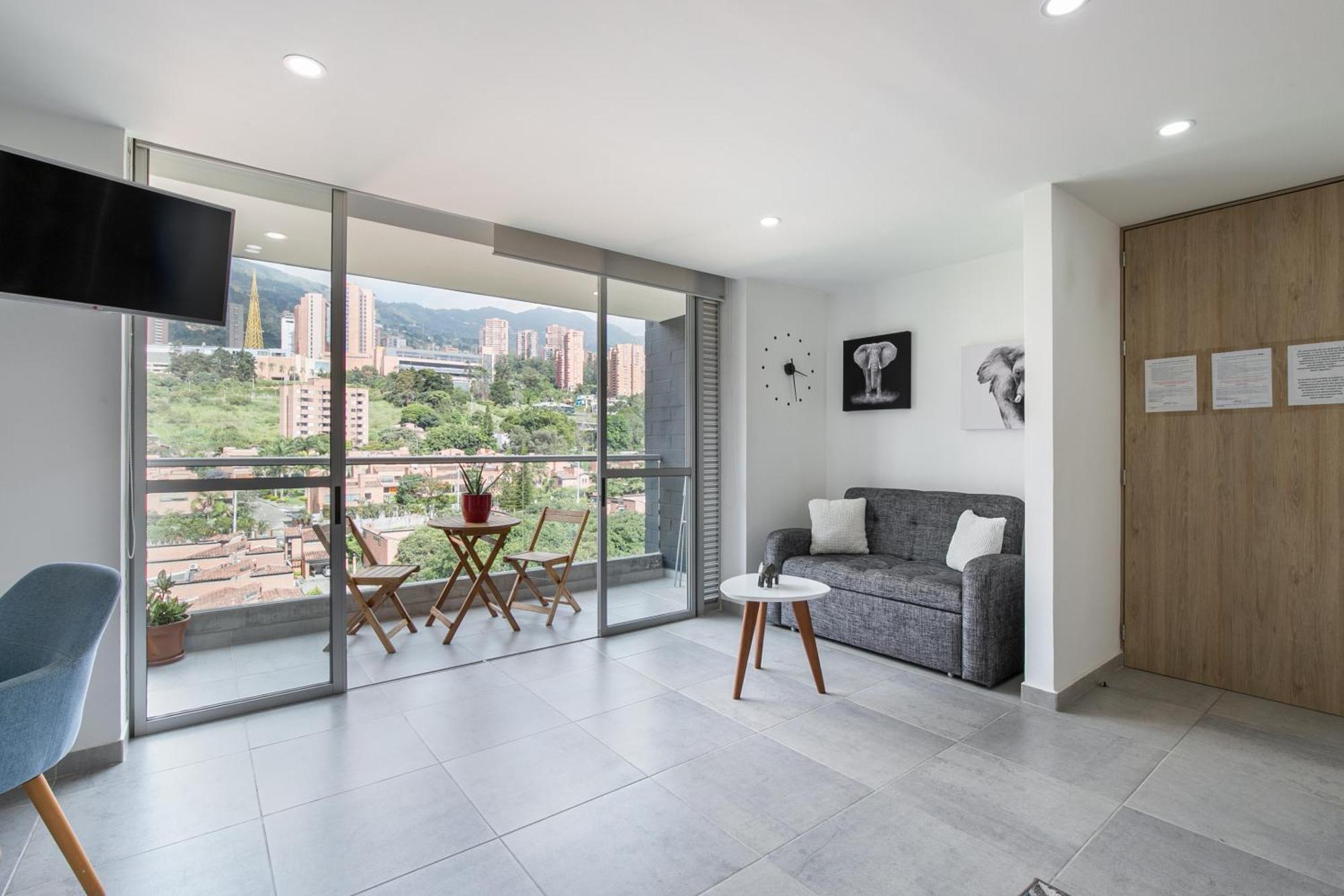 Apartamentos Borbon Suites Medellín Eksteriør billede