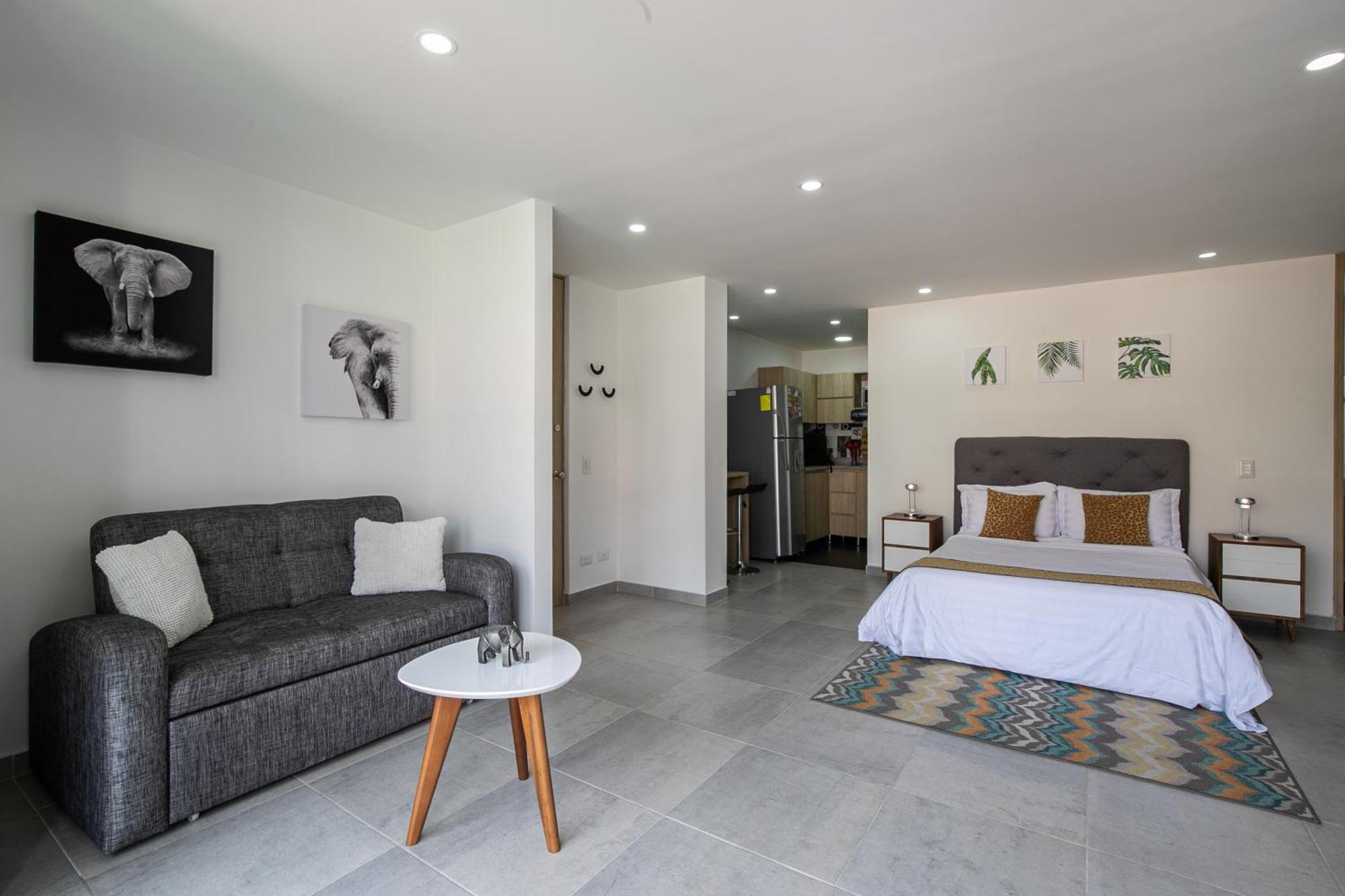 Apartamentos Borbon Suites Medellín Eksteriør billede