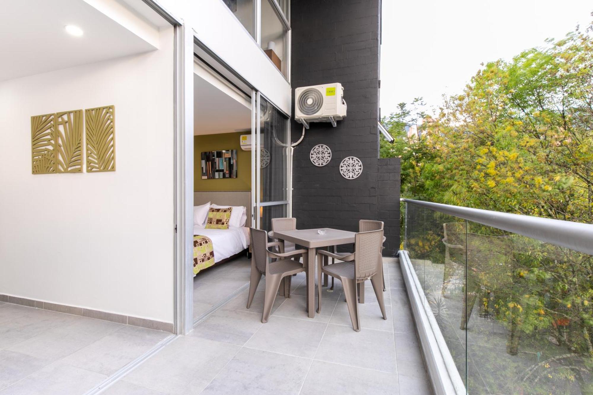 Apartamentos Borbon Suites Medellín Eksteriør billede