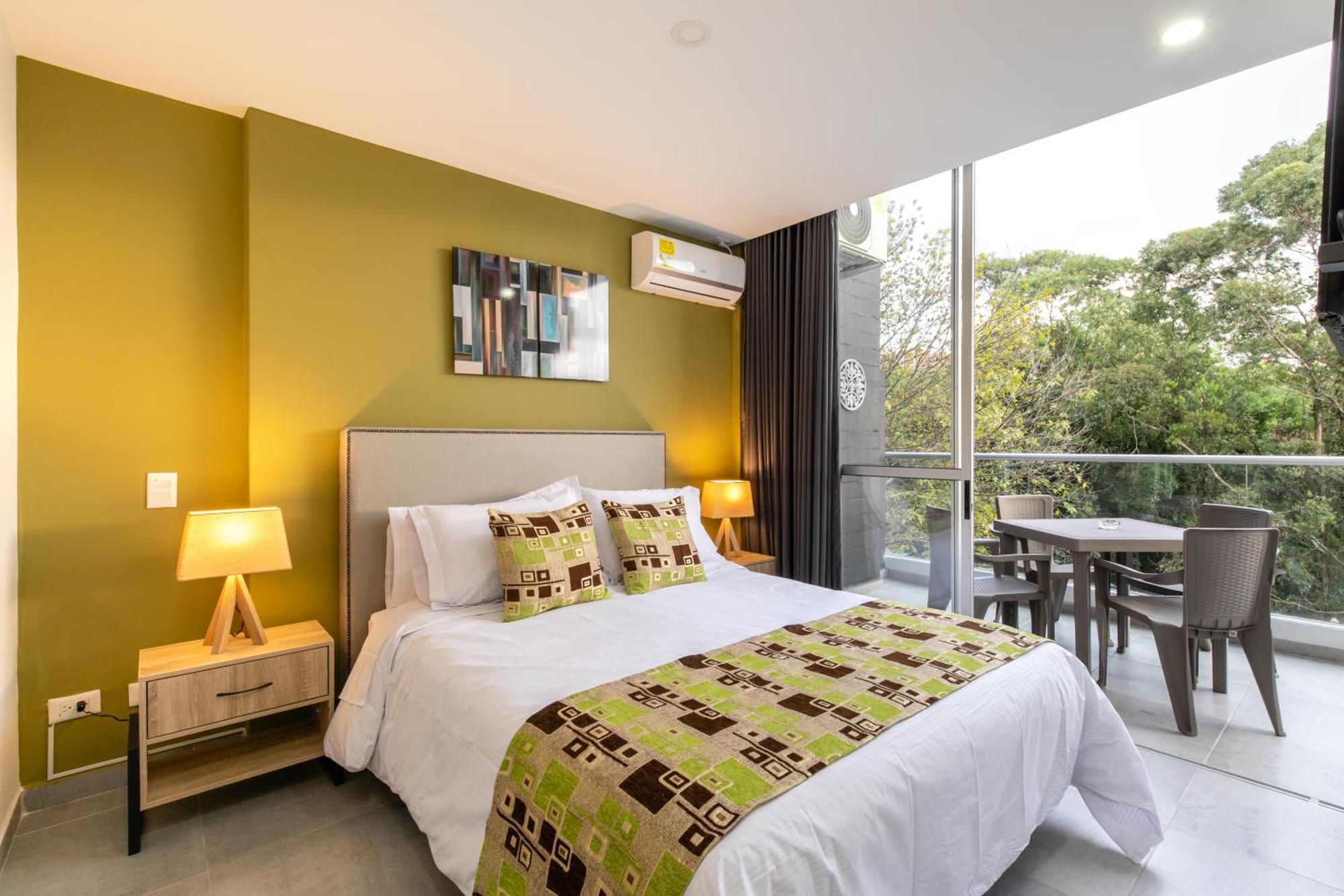 Apartamentos Borbon Suites Medellín Eksteriør billede