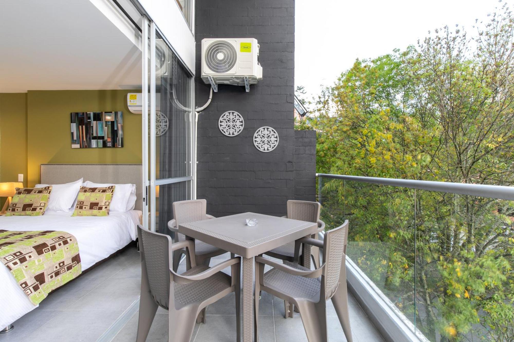 Apartamentos Borbon Suites Medellín Eksteriør billede